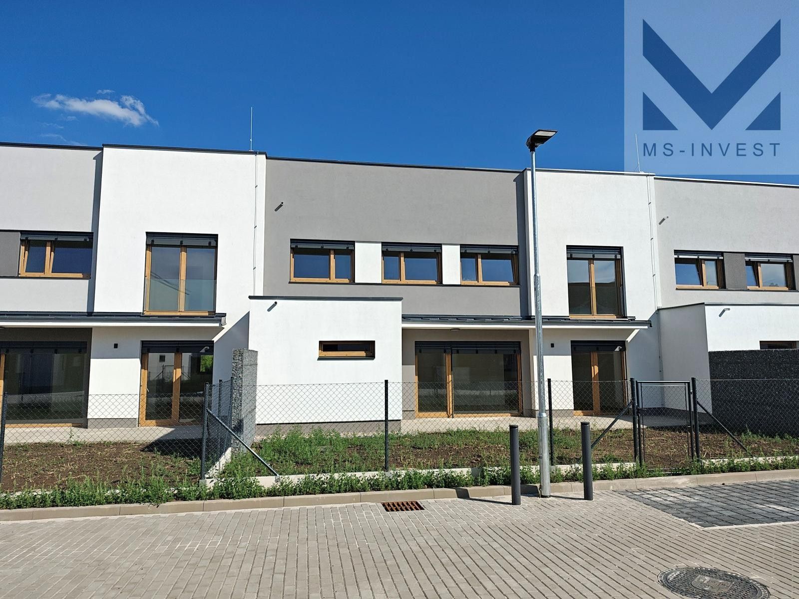 Prodej rodinný dům - Trabantská, Praha, 160 m²