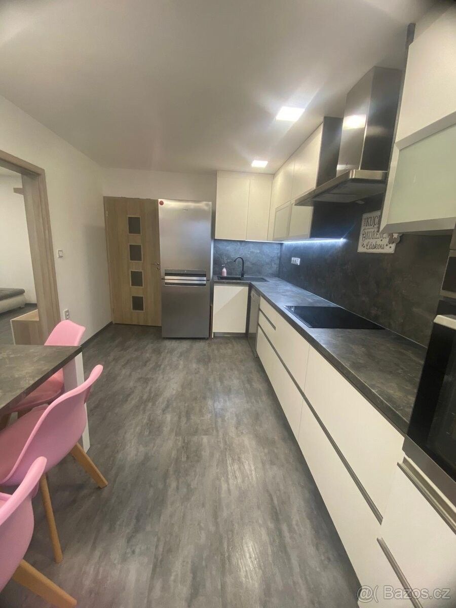 Byty, Děčín, 405 02