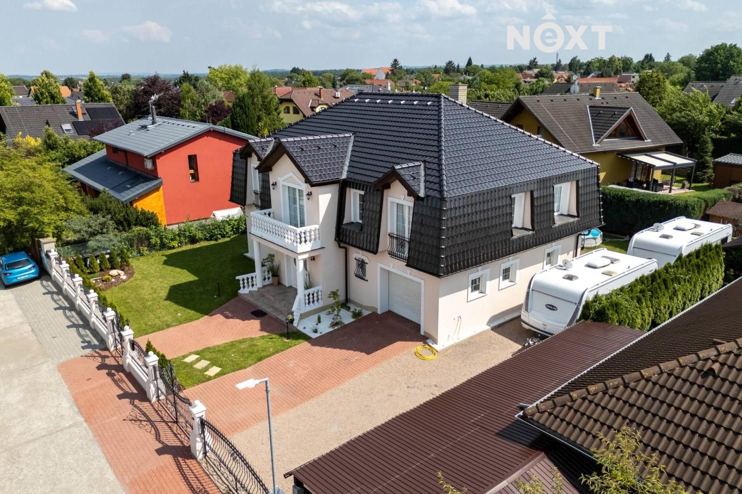 Rodinné domy, Šípková, Šestajovice, 240 m²