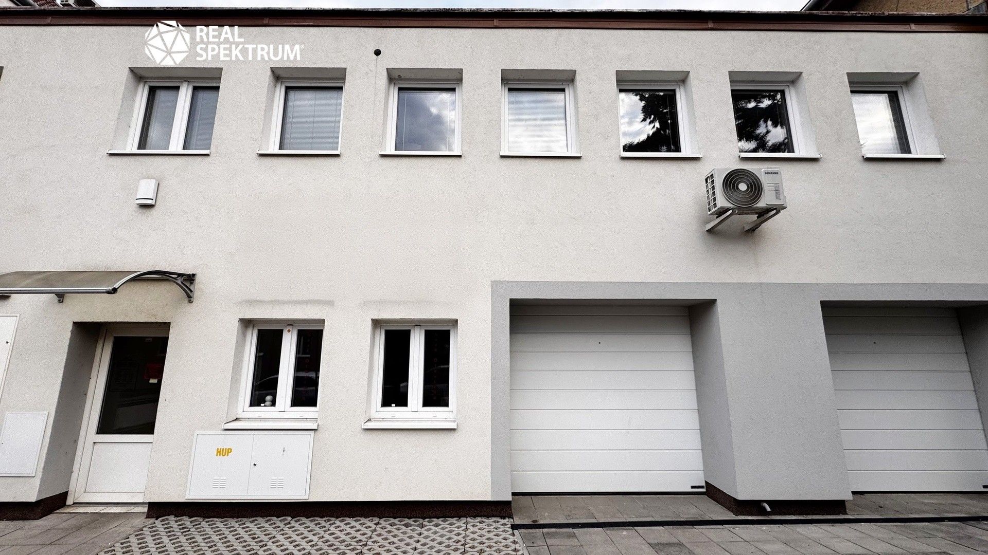 Obchodní prostory, Jungmannova, Kuřim, 50 m²