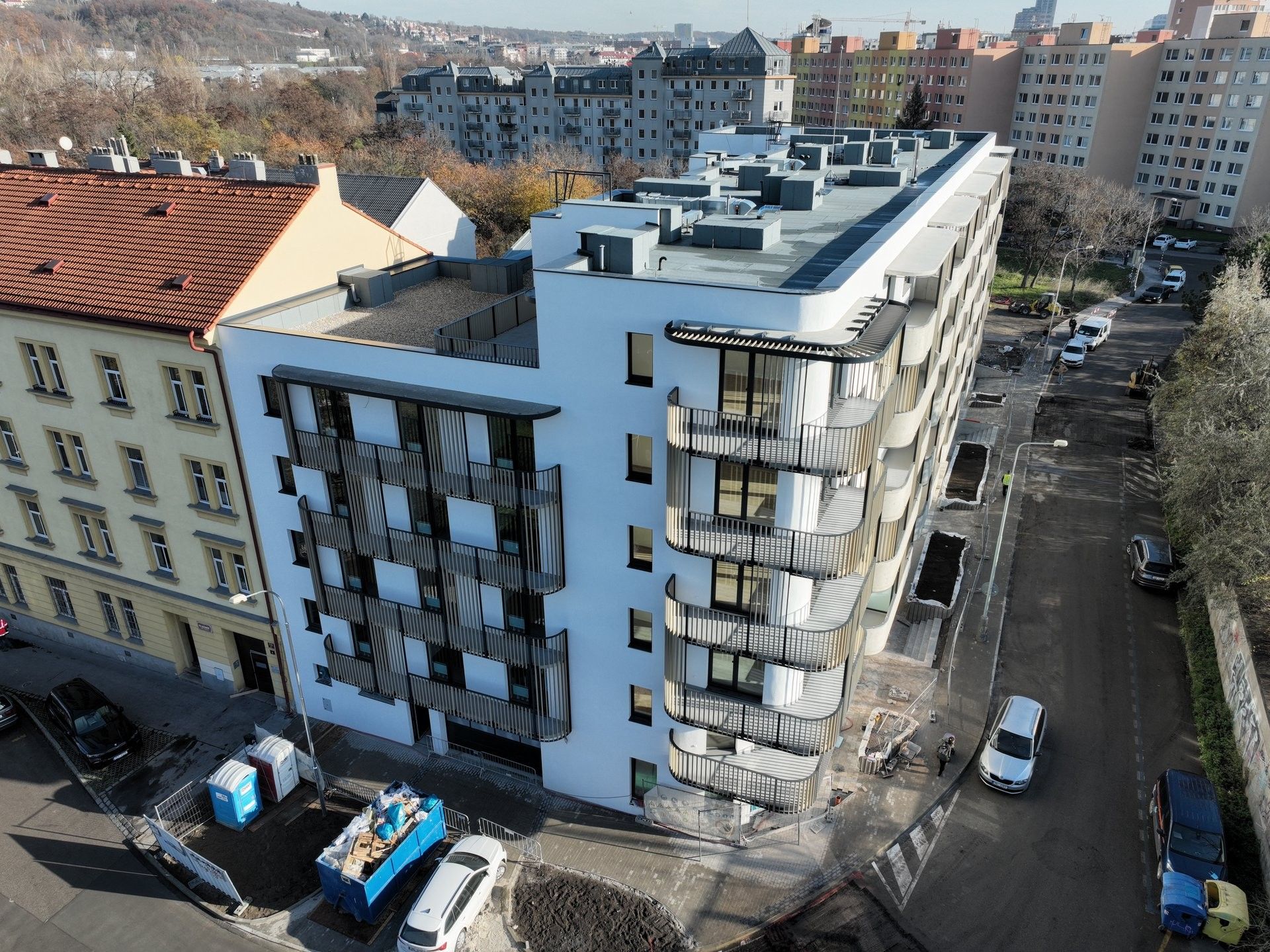 4+kk, Nad Kolčavkou, Praha, 99 m²