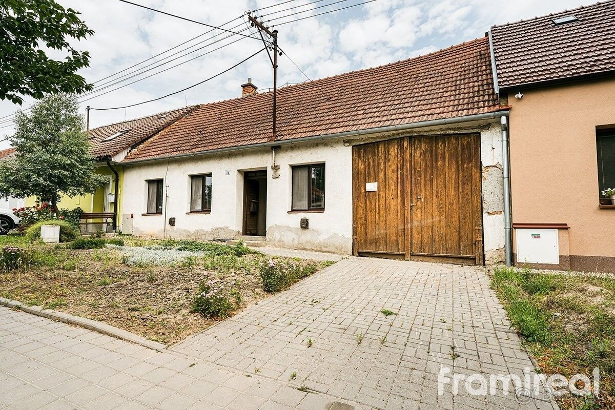 Prodej dům - Velké Pavlovice, 691 06, 150 m²