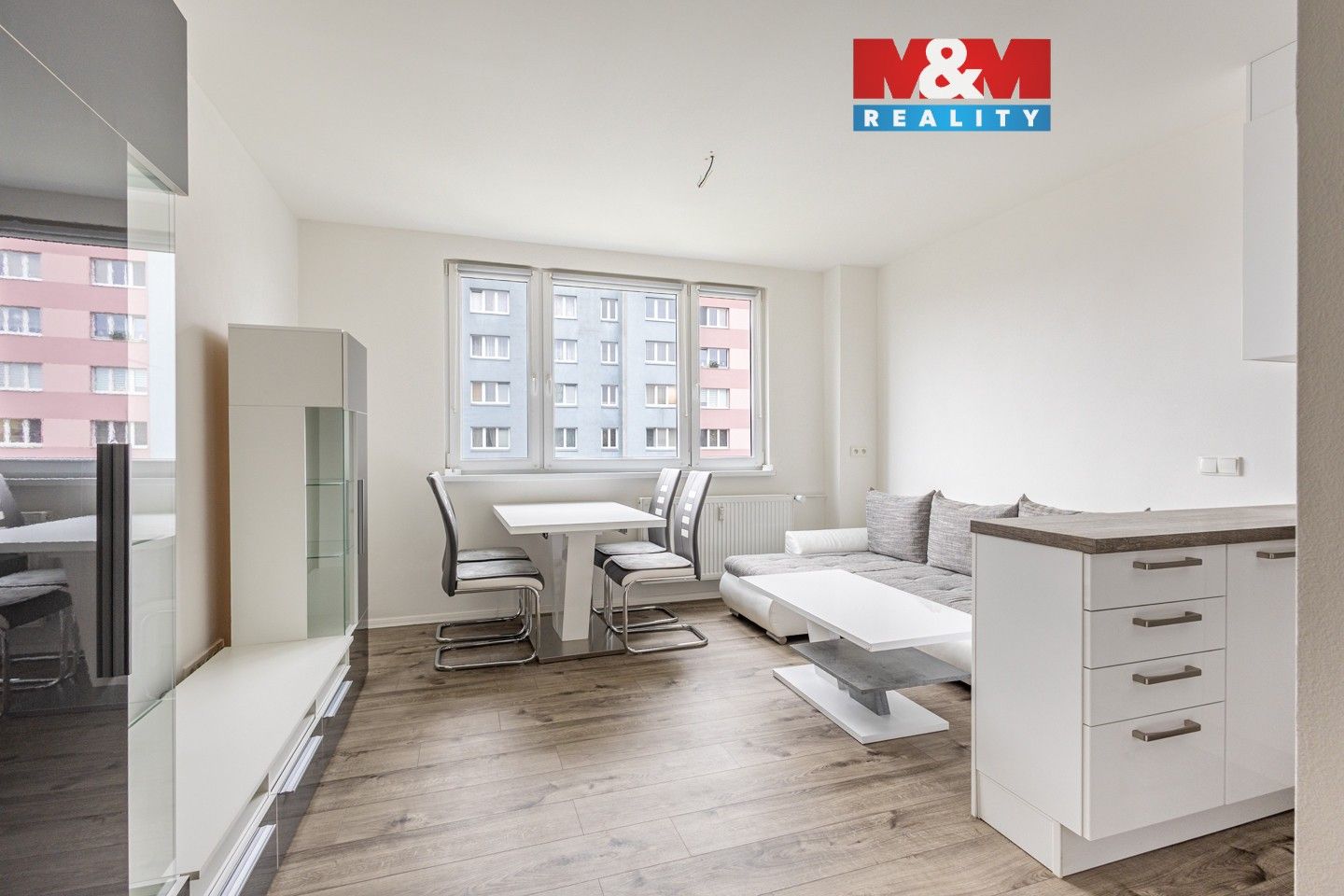 2+kk, Sídliště, Cvikov, 43 m²