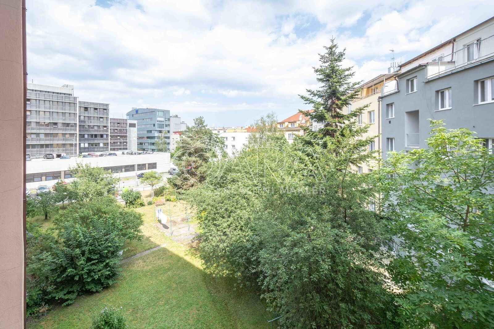 Prodej byt 3+1 - Lounských, Praha, 89 m²