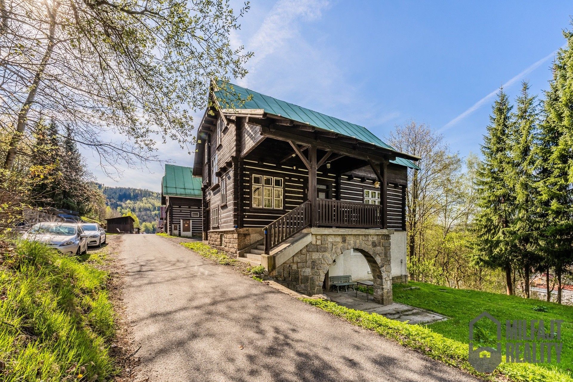 Ubytovací zařízení, Na Sedmidomky, Desná, 660 m²