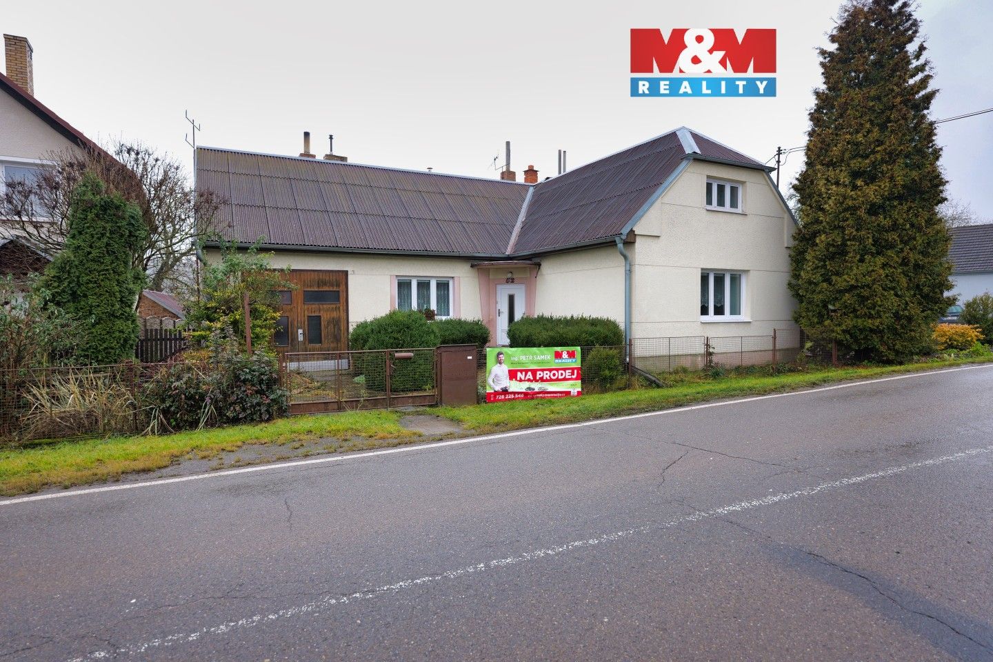 Rodinné domy, Dzbel, 195 m²