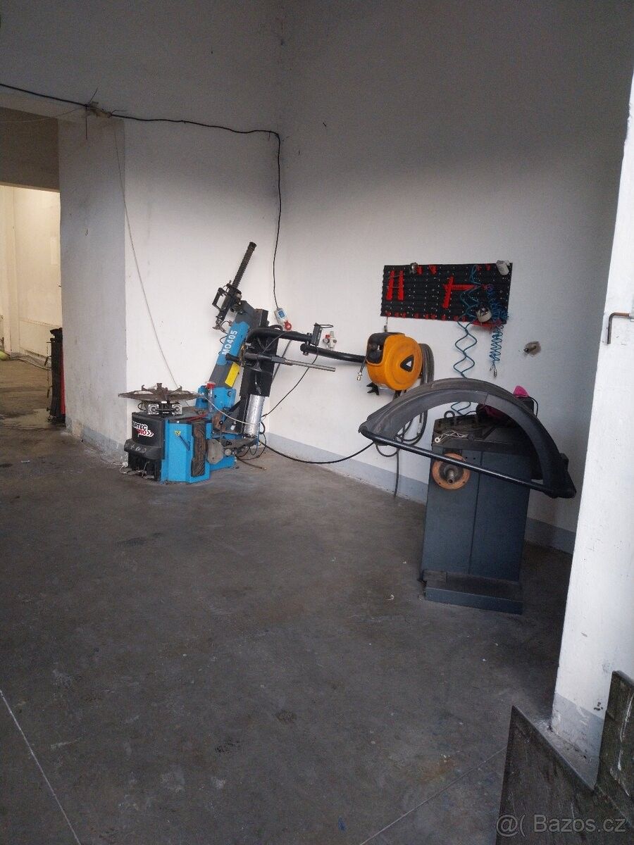 Garáže, Mladá Boleslav, 293 01