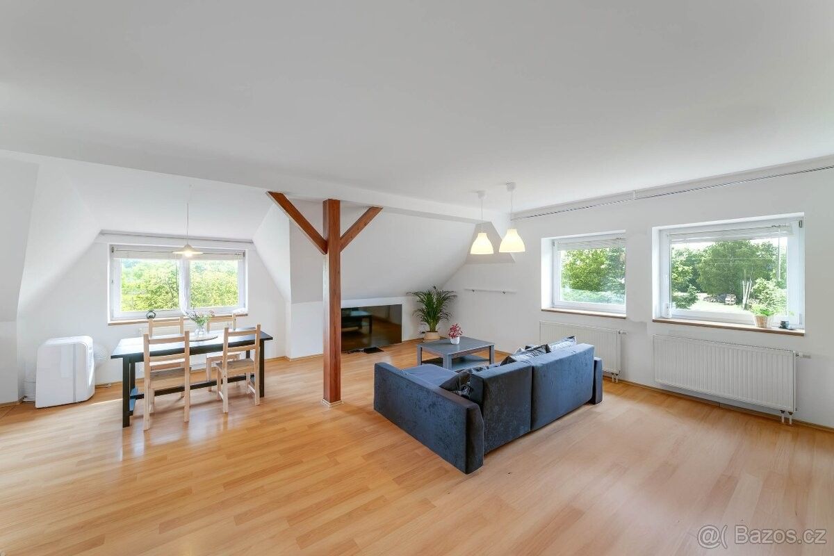 Rodinné domy, Hnojník, 739 53