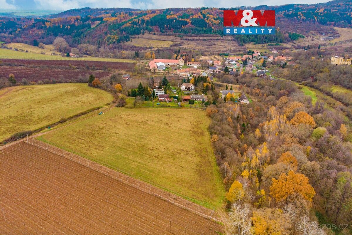 Pozemky pro bydlení, Bitozeves, 438 01