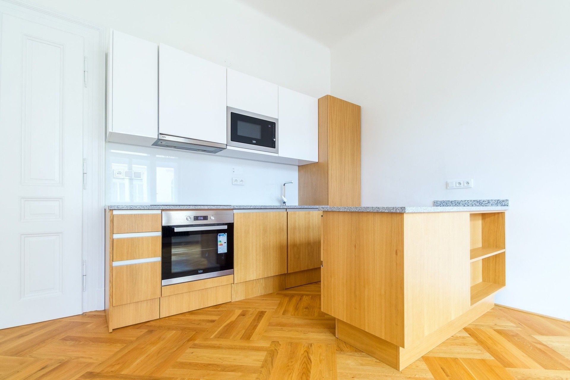 3+kk, Maiselova, Praha, 74 m²