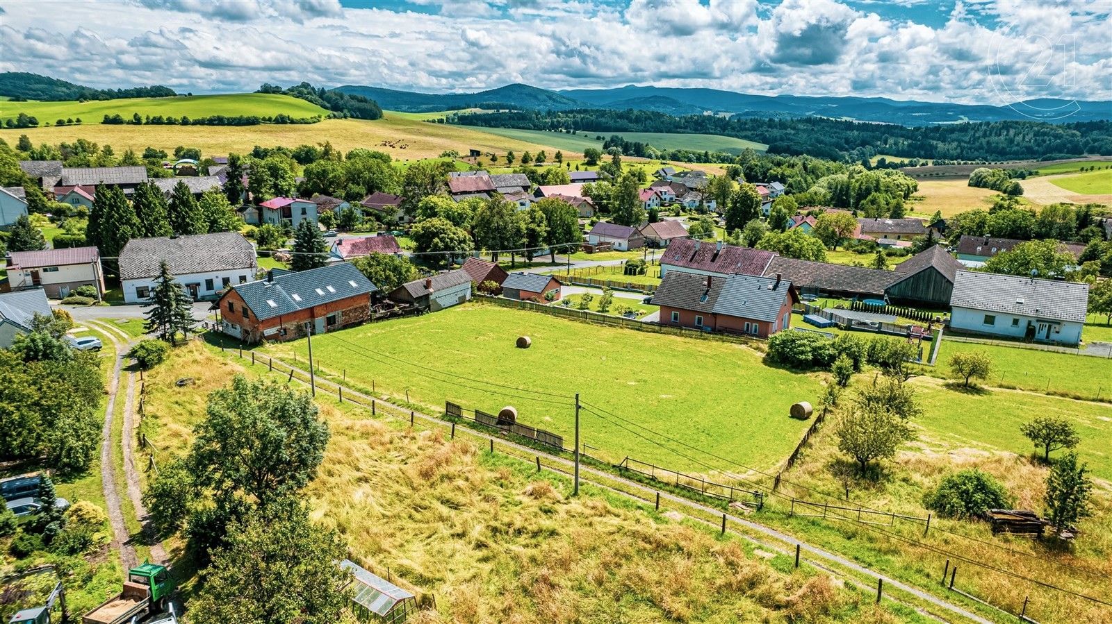 Prodej pozemek pro bydlení - Nová Ves, 2 617 m²