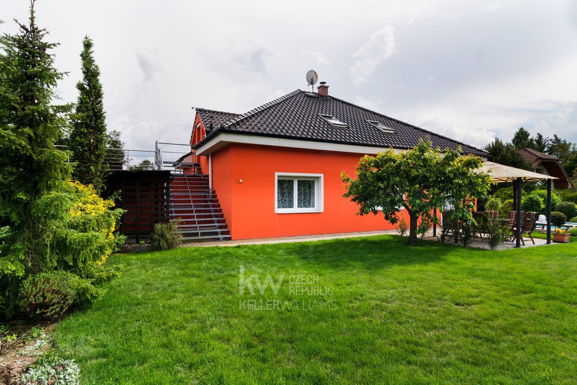 3+kk, Na Výhledech, Nučice, 90 m²