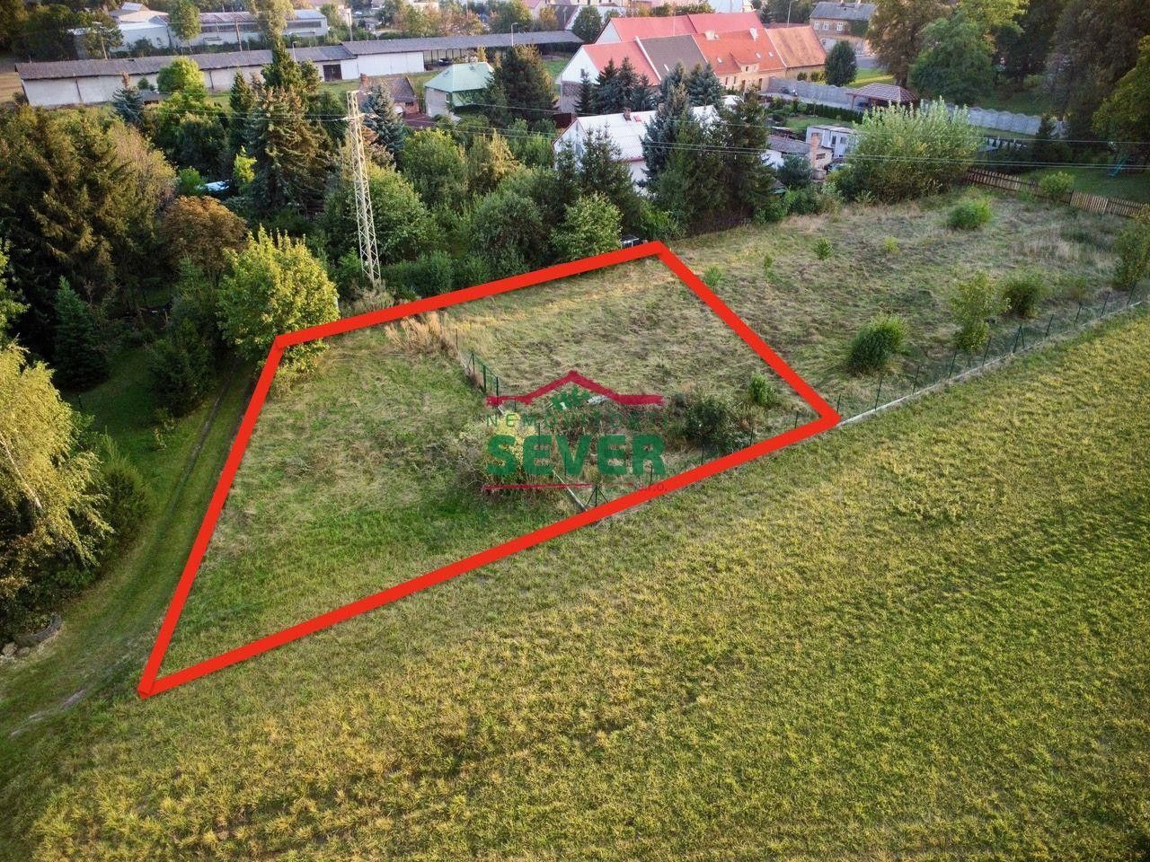 Prodej pozemek pro bydlení - Radonice, 800 m²