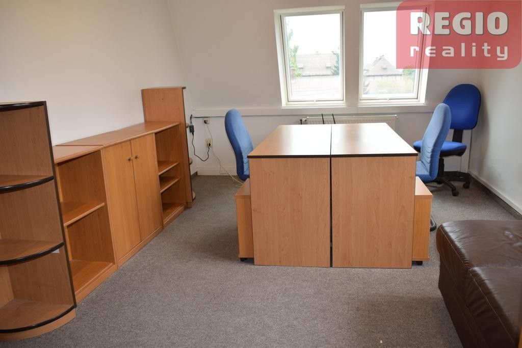 Kanceláře, Kaštanová, Třinec, 16 m²