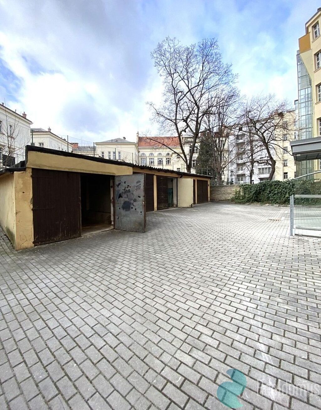 Prodej garáž - Čechova, Praha, 16 m²