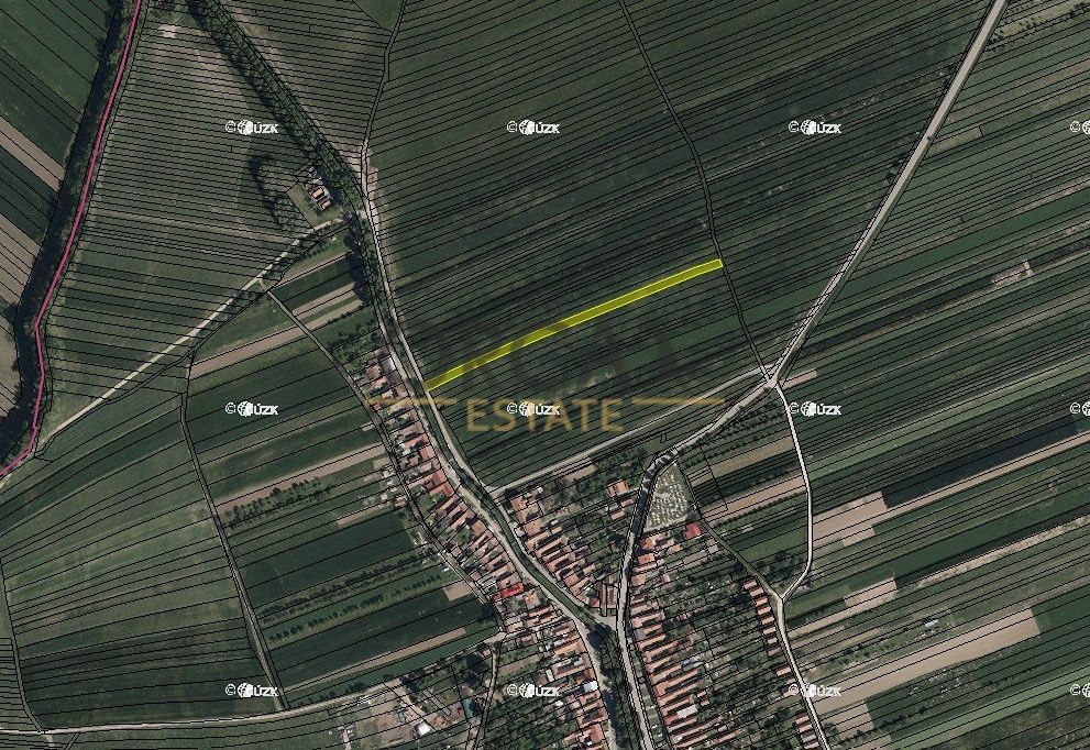 Prodej pozemek pro bydlení - Hrubá Vrbka, 696 73