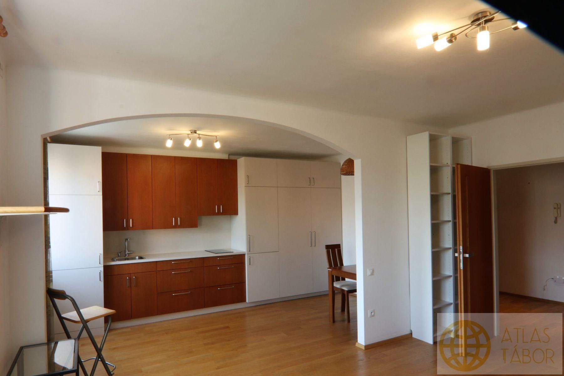 2+kk, Hartigova, Praha, 55 m²