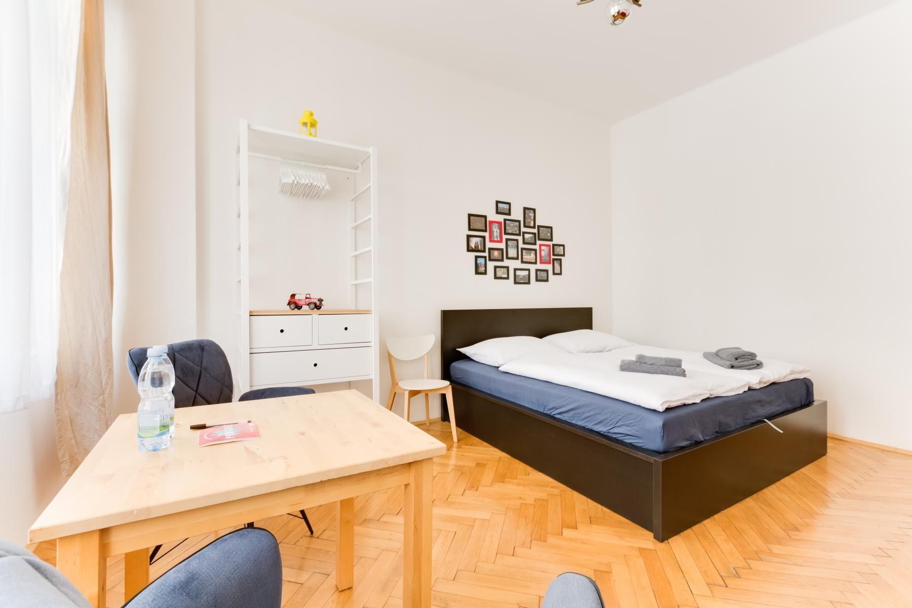 Pronájem byt 1+1 - Voršilská, Praha, 40 m²