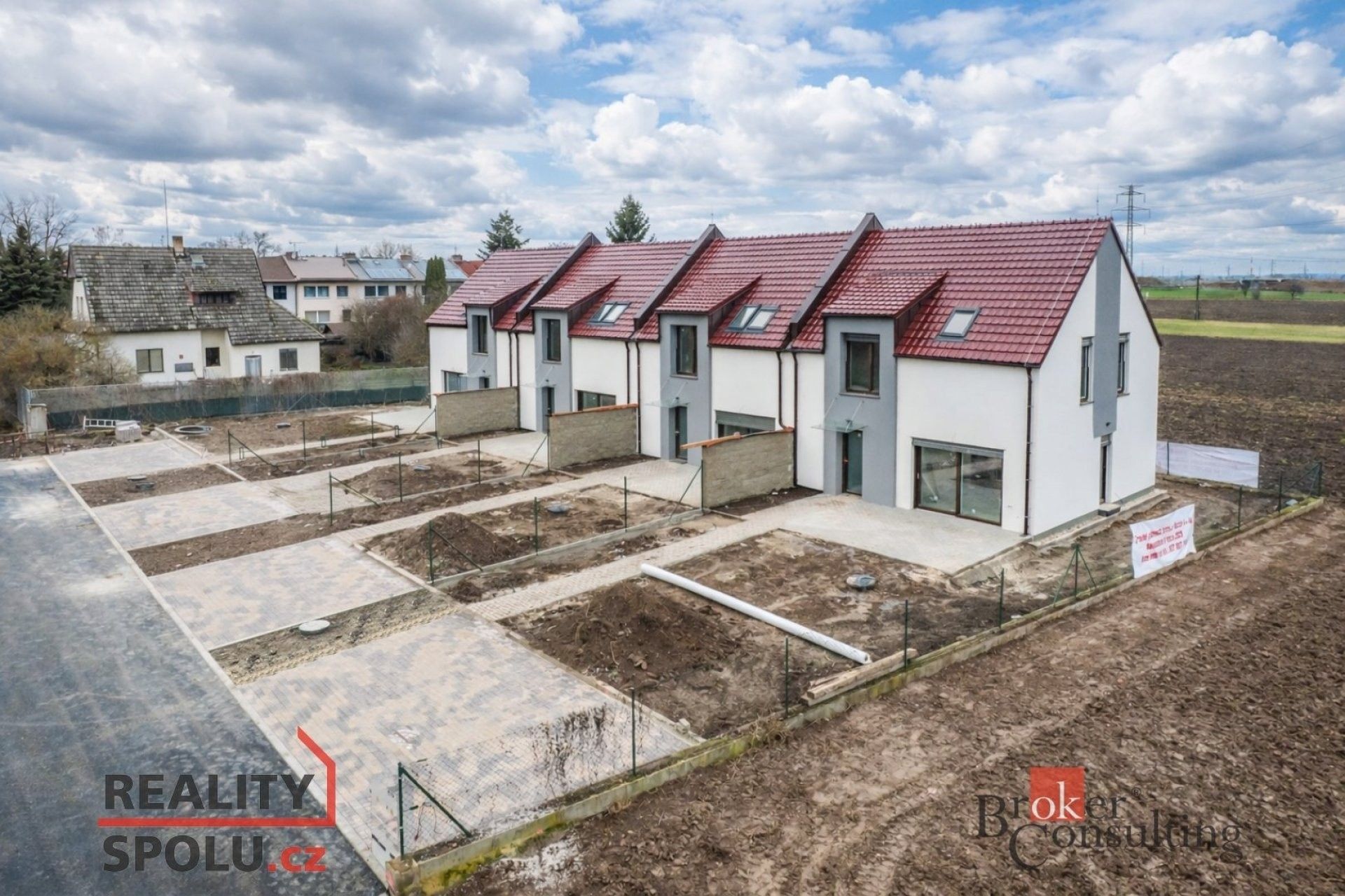 Rodinné domy, Všestary, 120 m²