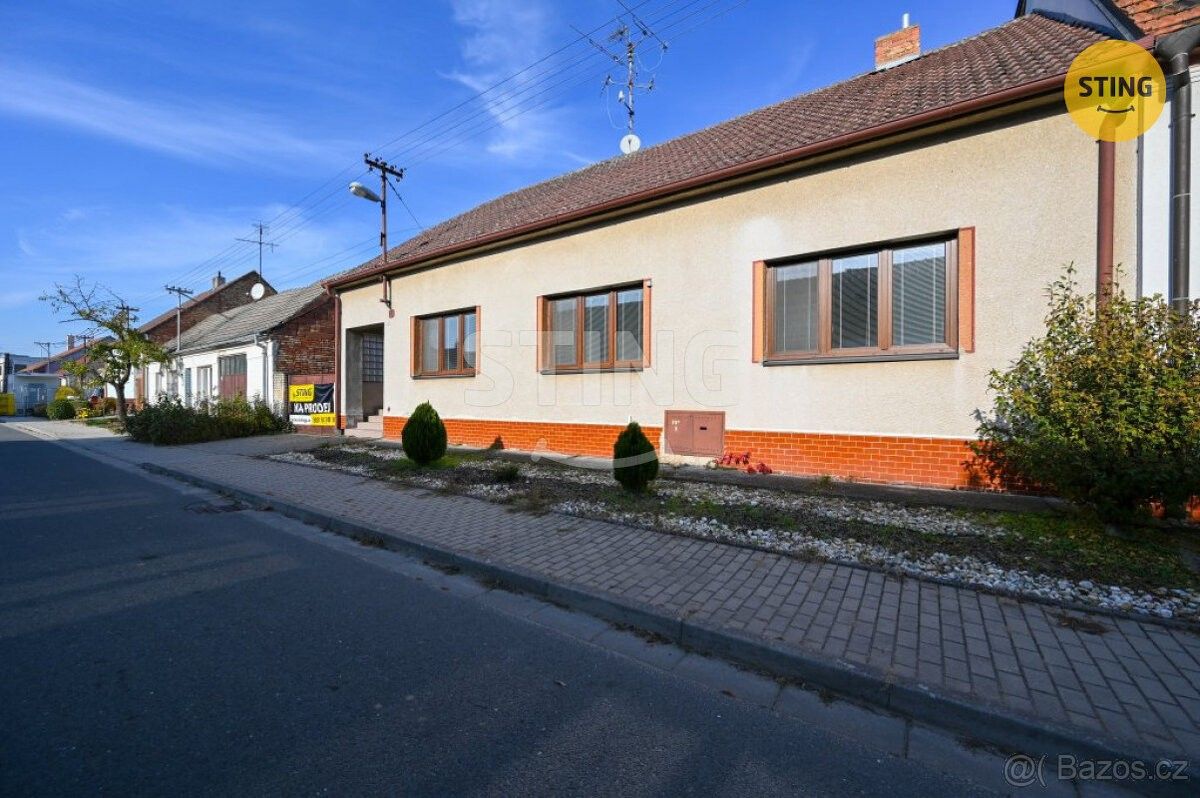 Prodej dům - Vacenovice, 696 06, 976 m²