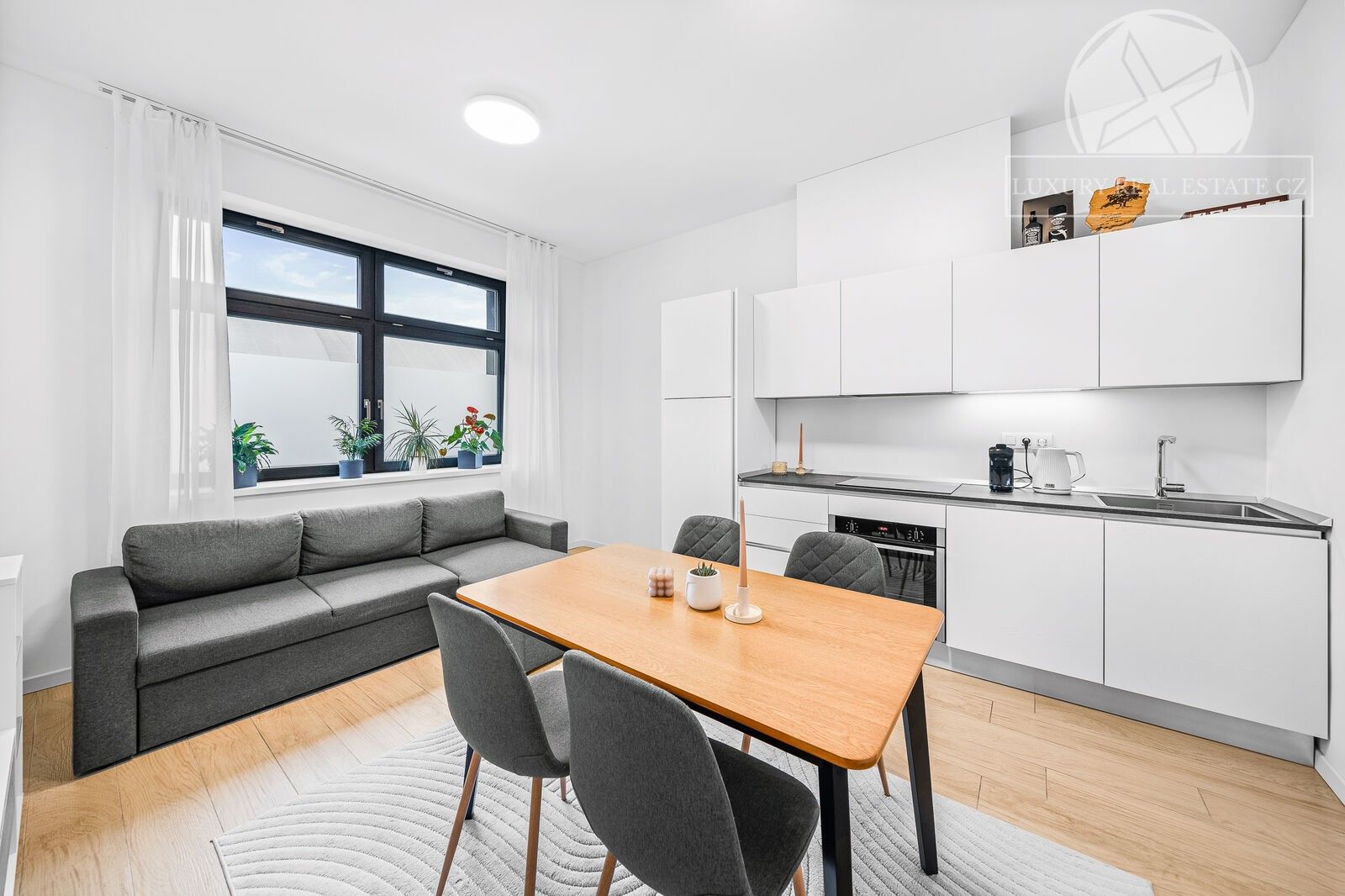 2+kk, Kolmá, Praha, 59 m²