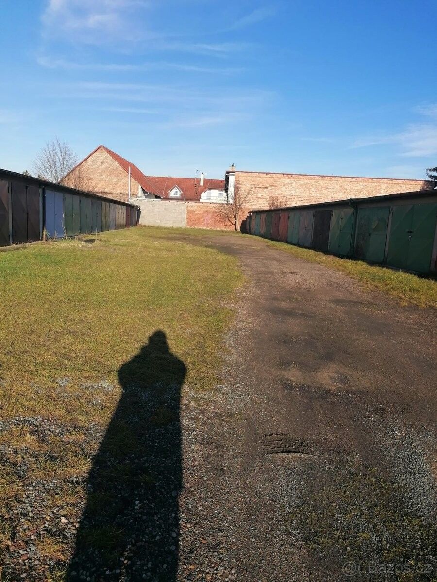 Garáže, Hradec Králové, 500 02