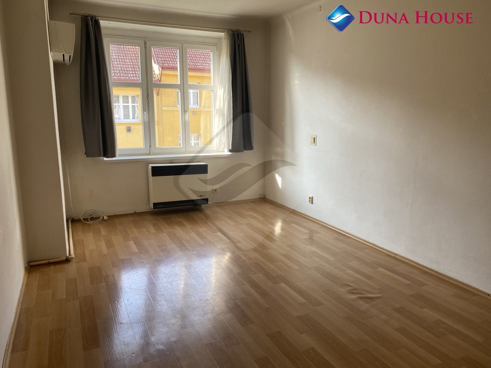 Prodej byt 2+kk - Pod strojírnami, Praha, 53 m²