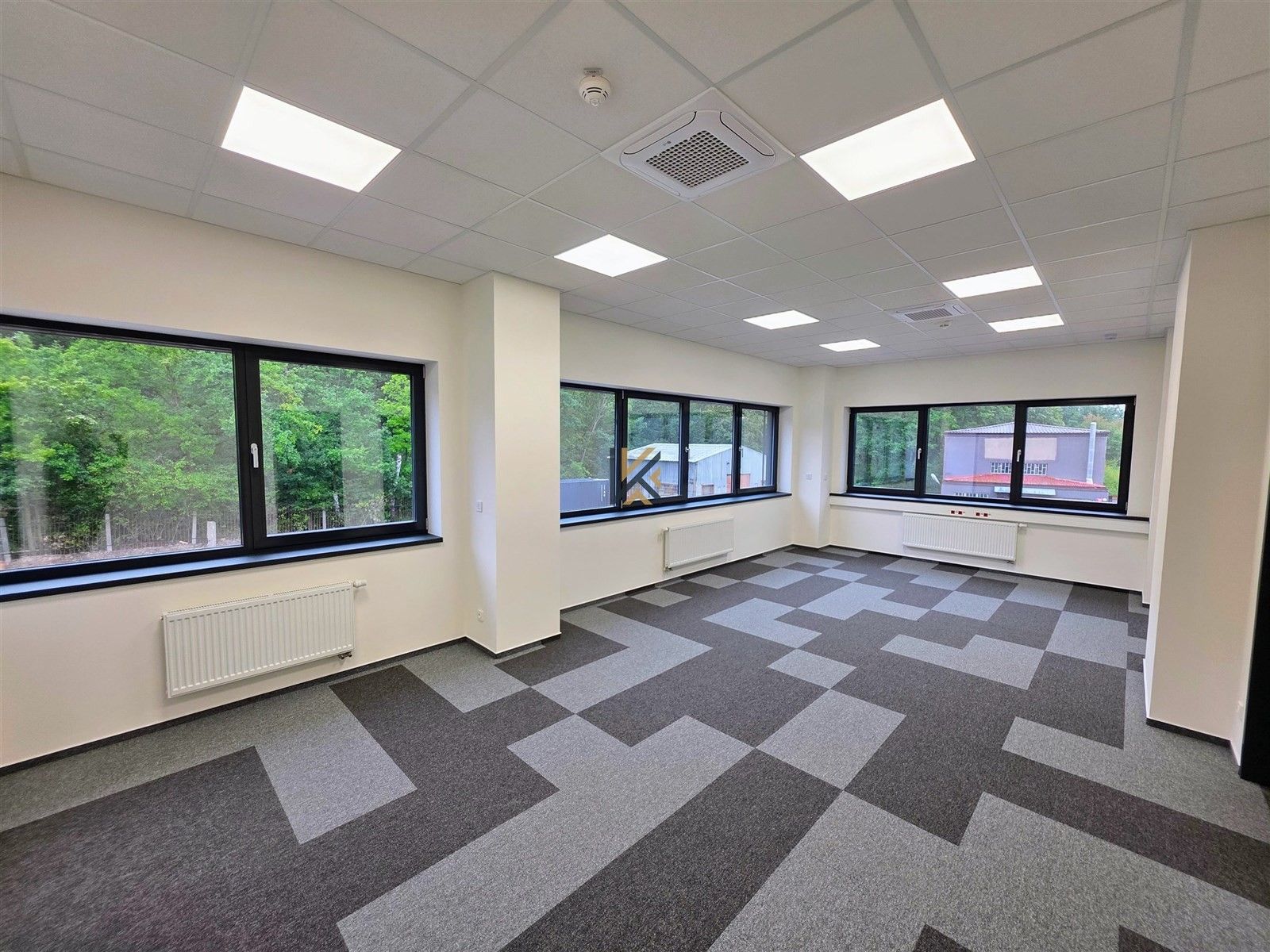 Kanceláře, Podnikatelská, Praha, 288 m²