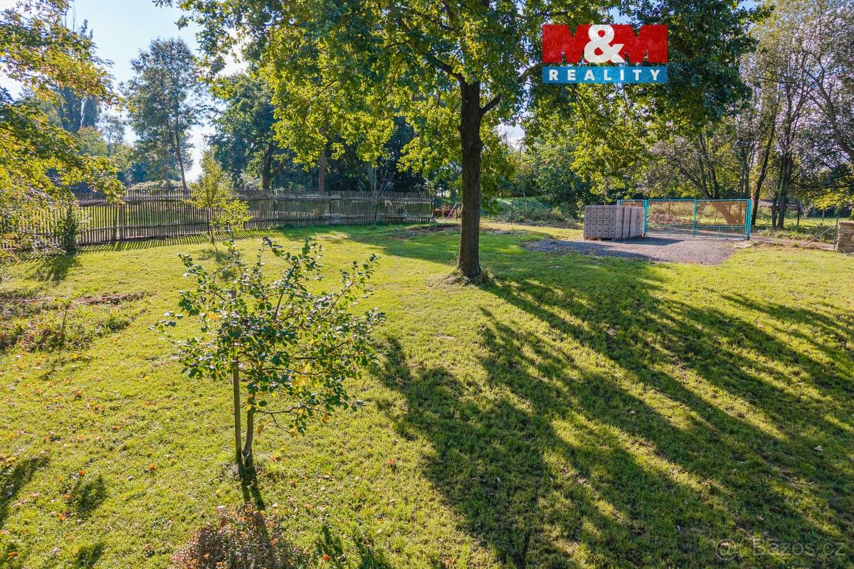 Pozemky pro bydlení, Zásmuky, 281 44