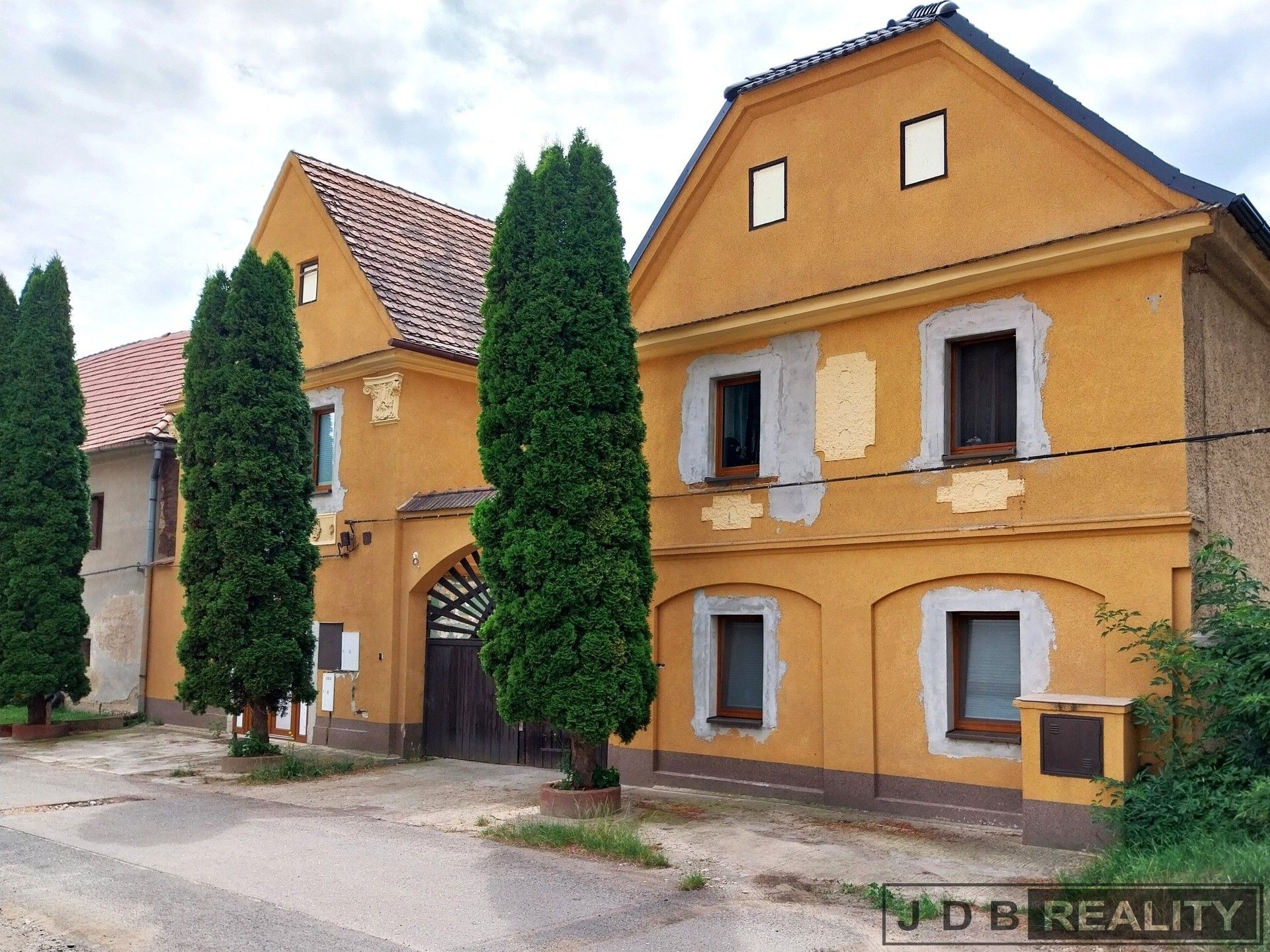 Prodej dům - Polepy, 350 m²