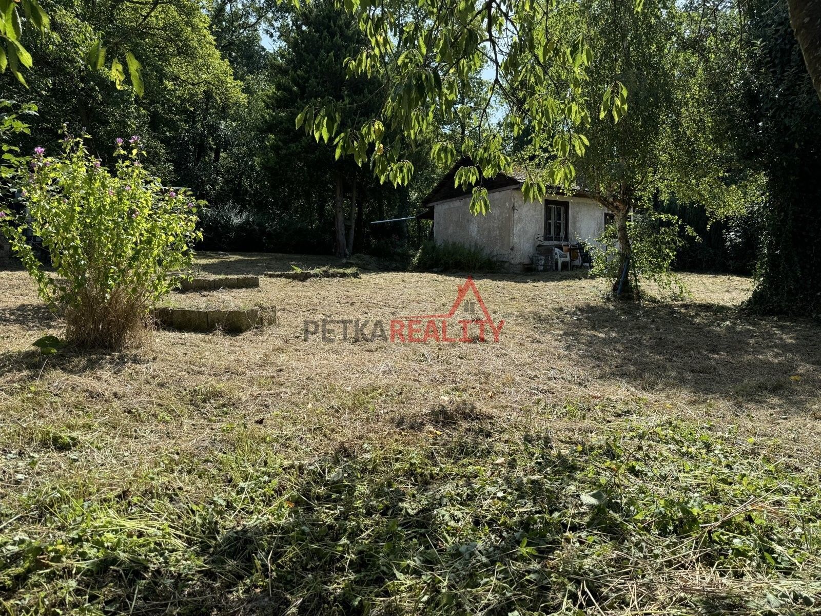 Prodej pozemek pro bydlení - Velký Chlumec, 1 026 m²