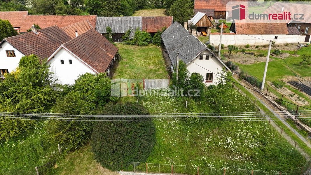 Prodej rodinný dům - Řísnice, Načeradec, 300 m²