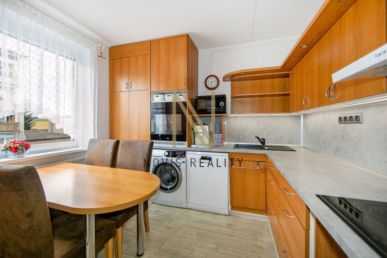 Prodej byt 3+1 - Pernarec, 75 m²