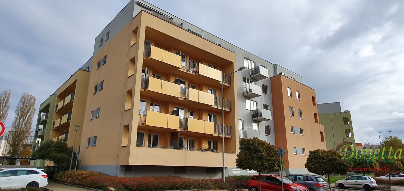 2+kk, Ve Stromovce, Hradec Králové, 71 m²