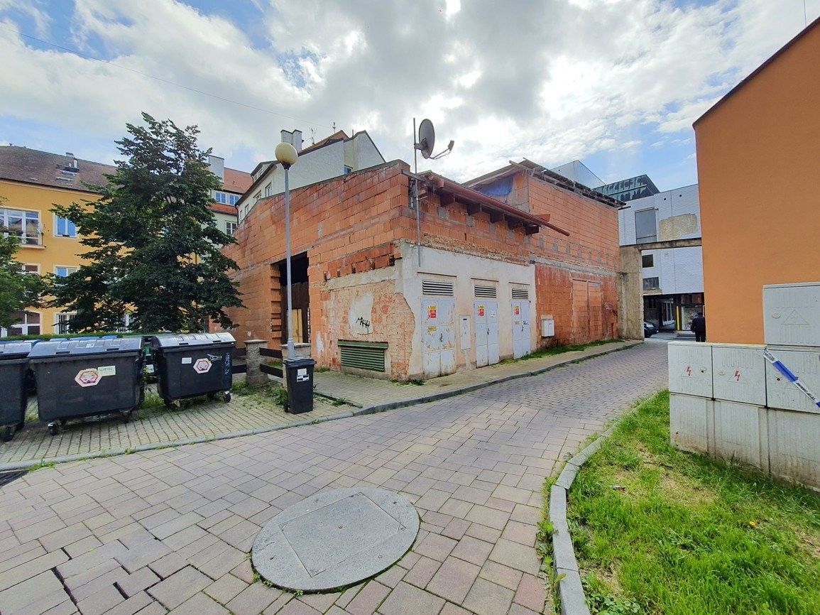 Pronájem sklad - Šlikova, Cheb, 248 m²