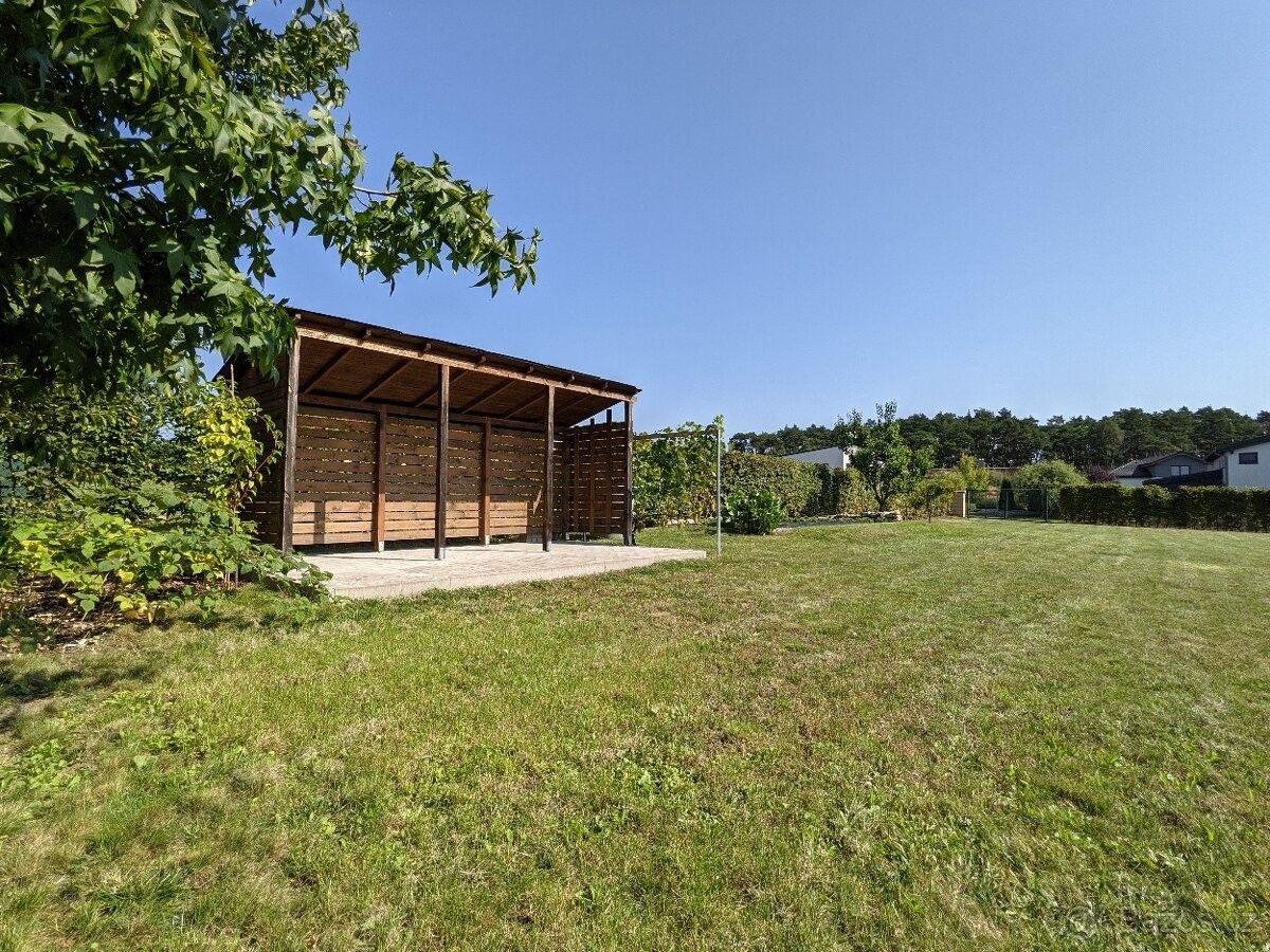 Zahrady, Kosmonosy, 293 06