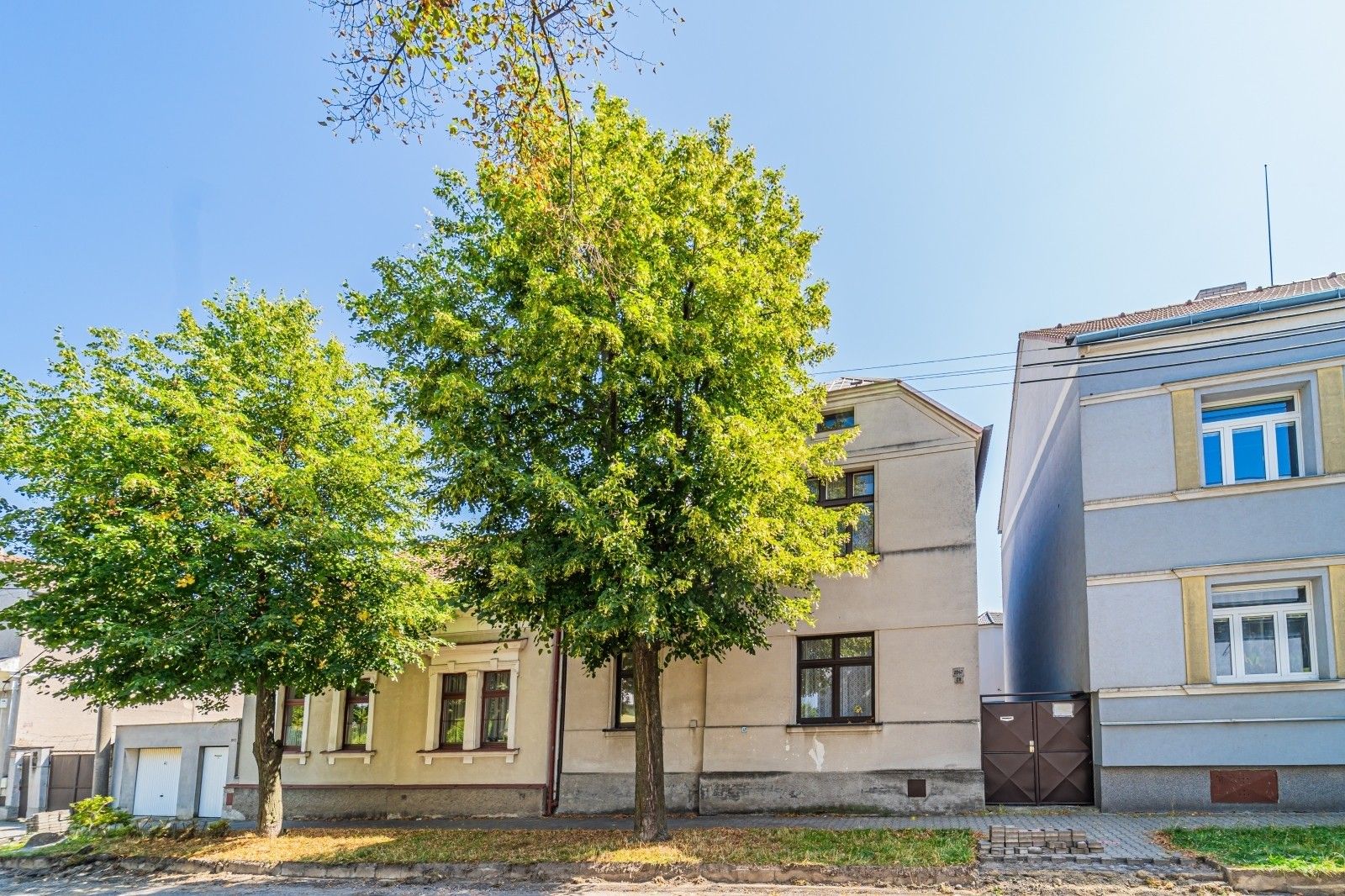 Rodinné domy, Divadelní, Kladno, 137 m²