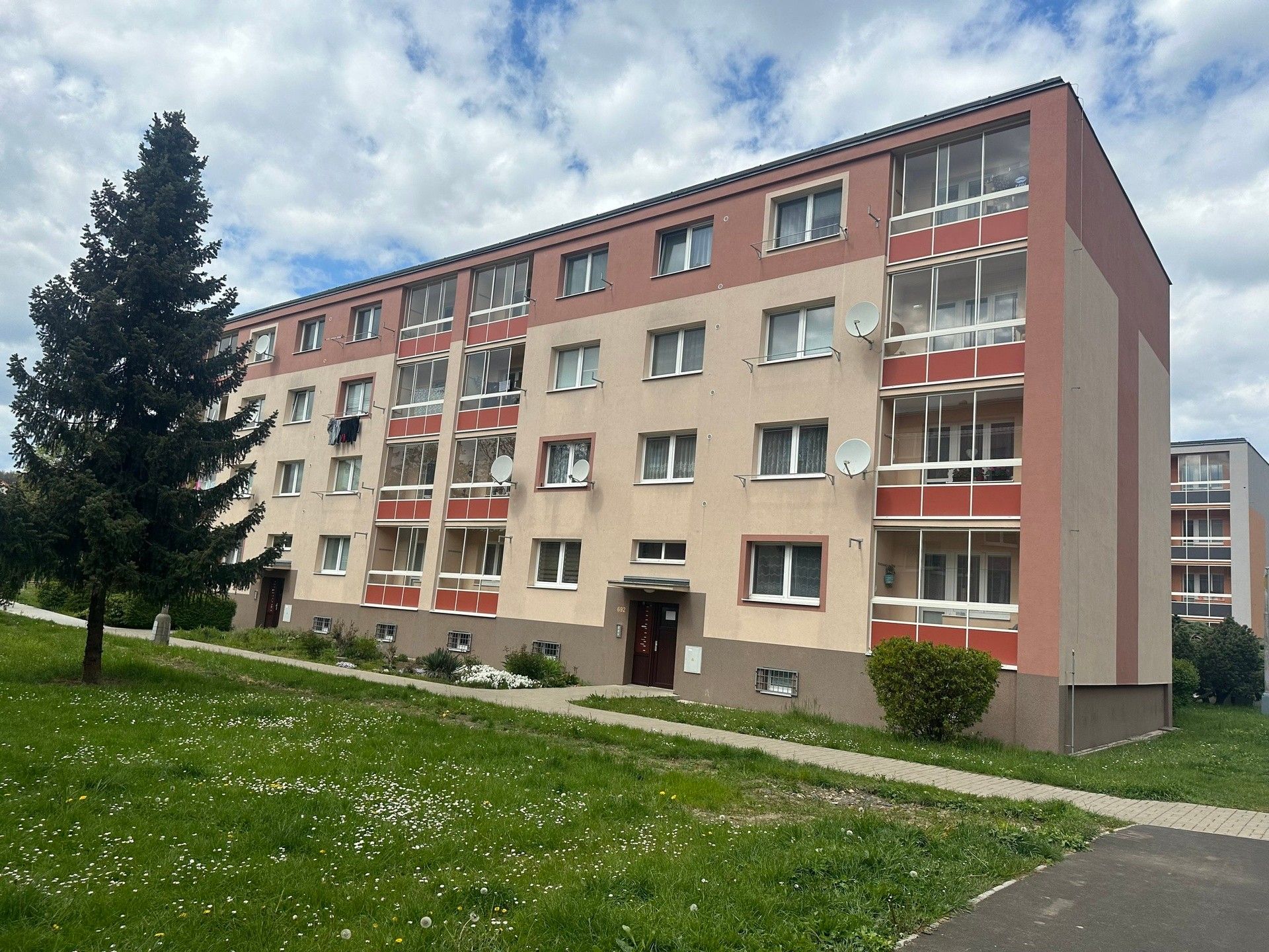 2+1, Sídliště U Nového nádraží, Bílina, 56 m²