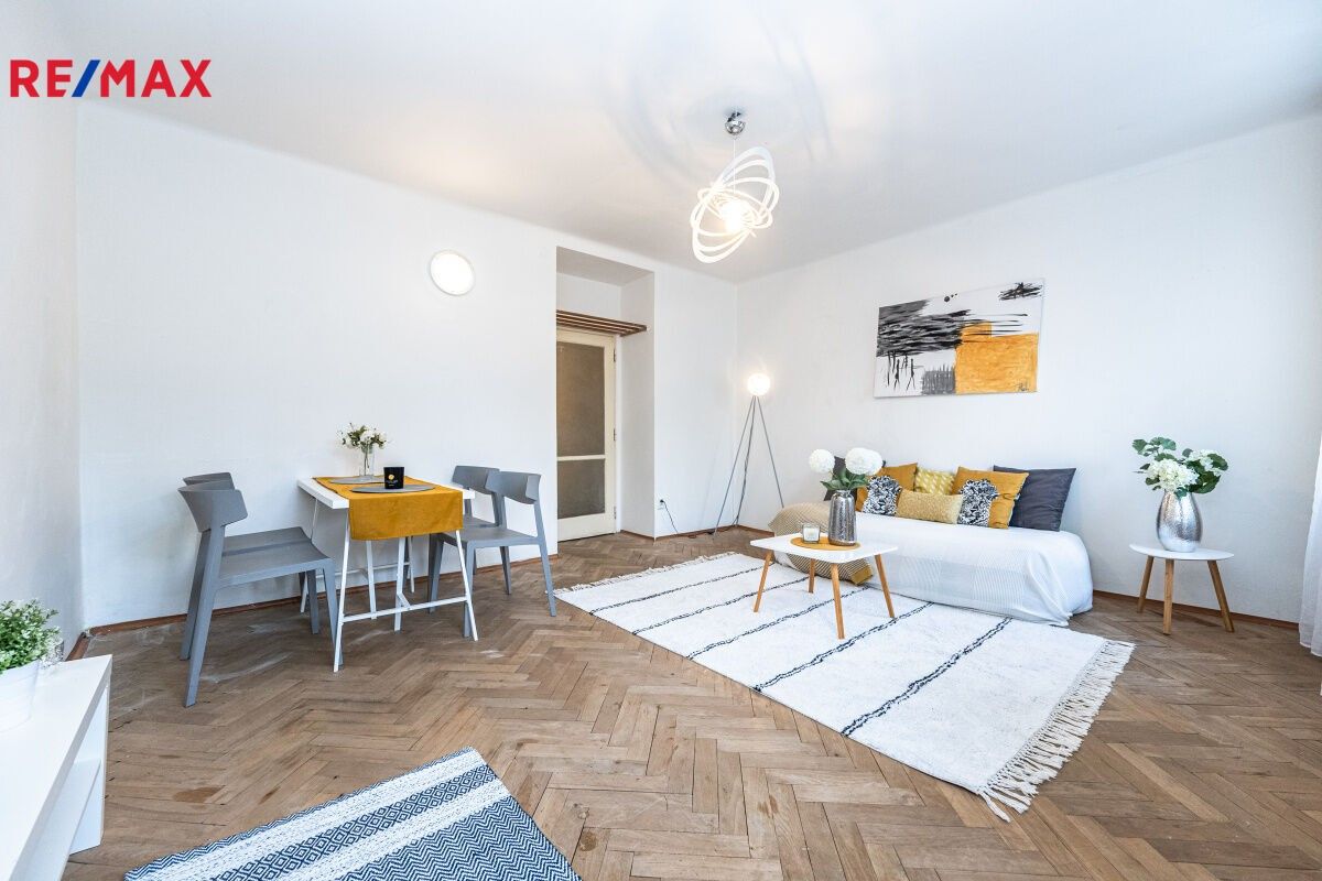 Prodej byt 2+1 - Plzeňská, Praha, 70 m²