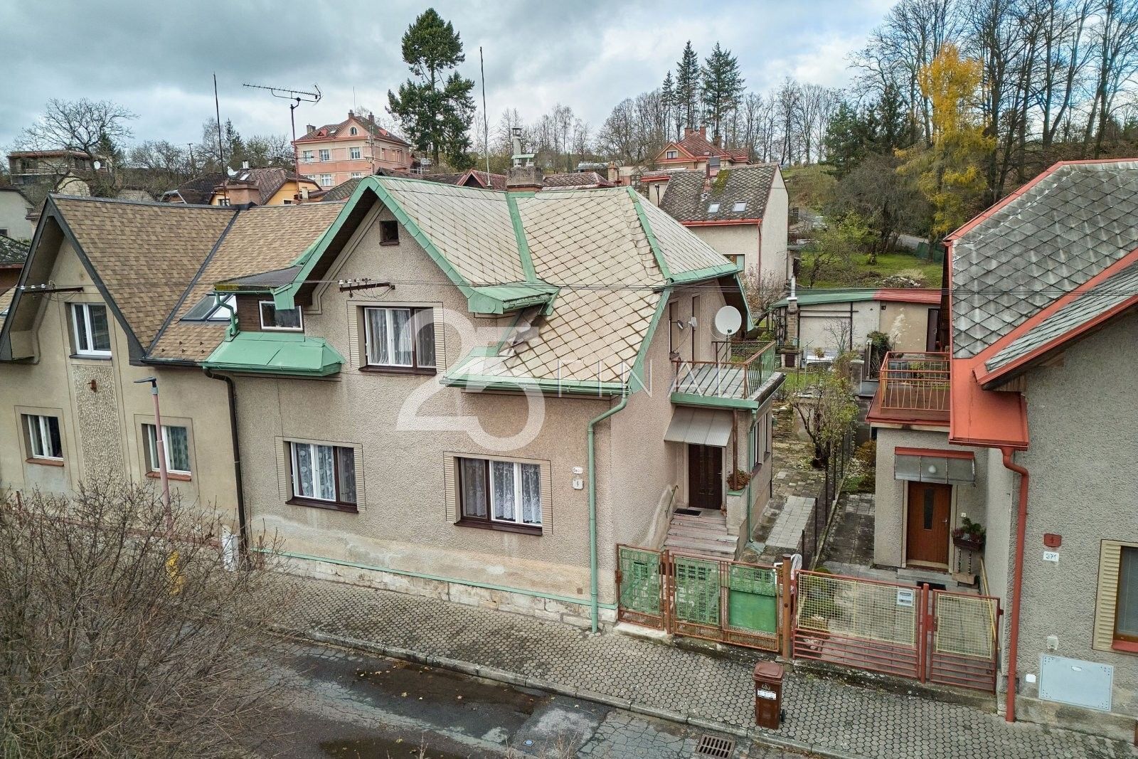 Rodinné domy, Divadelní, Červený Kostelec, 160 m²
