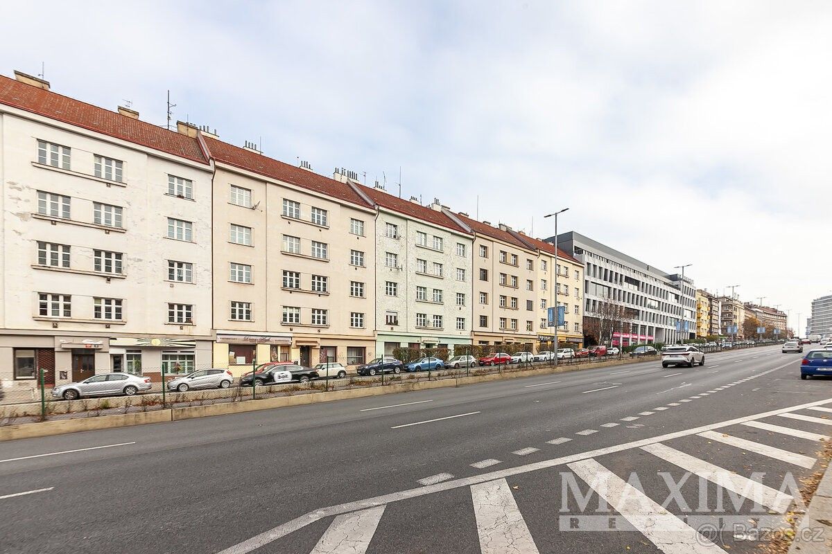 Prodej byt 2+kk - Praha, 100 00, 54 m²