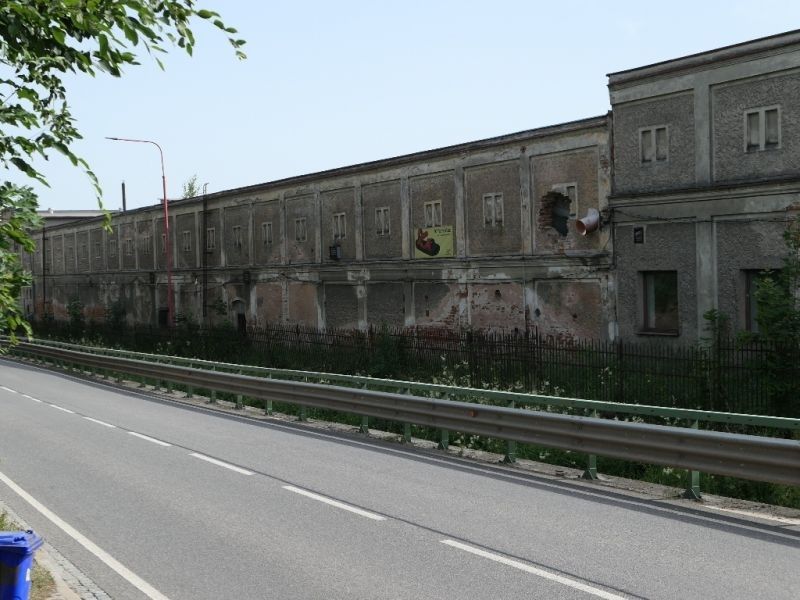 Sklady, Bukovice, 1 425 m²