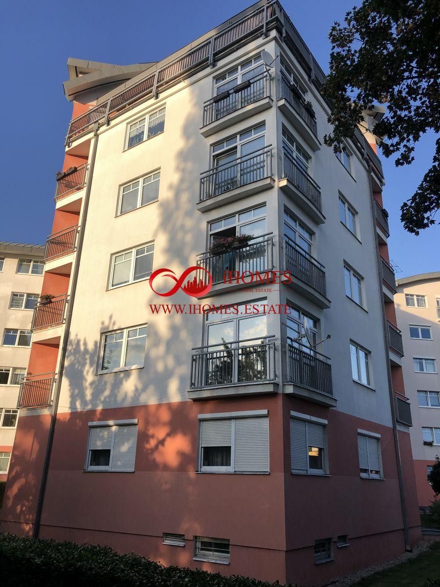 Pronájem byt 1+kk - Lopuchová, Praha, 30 m²