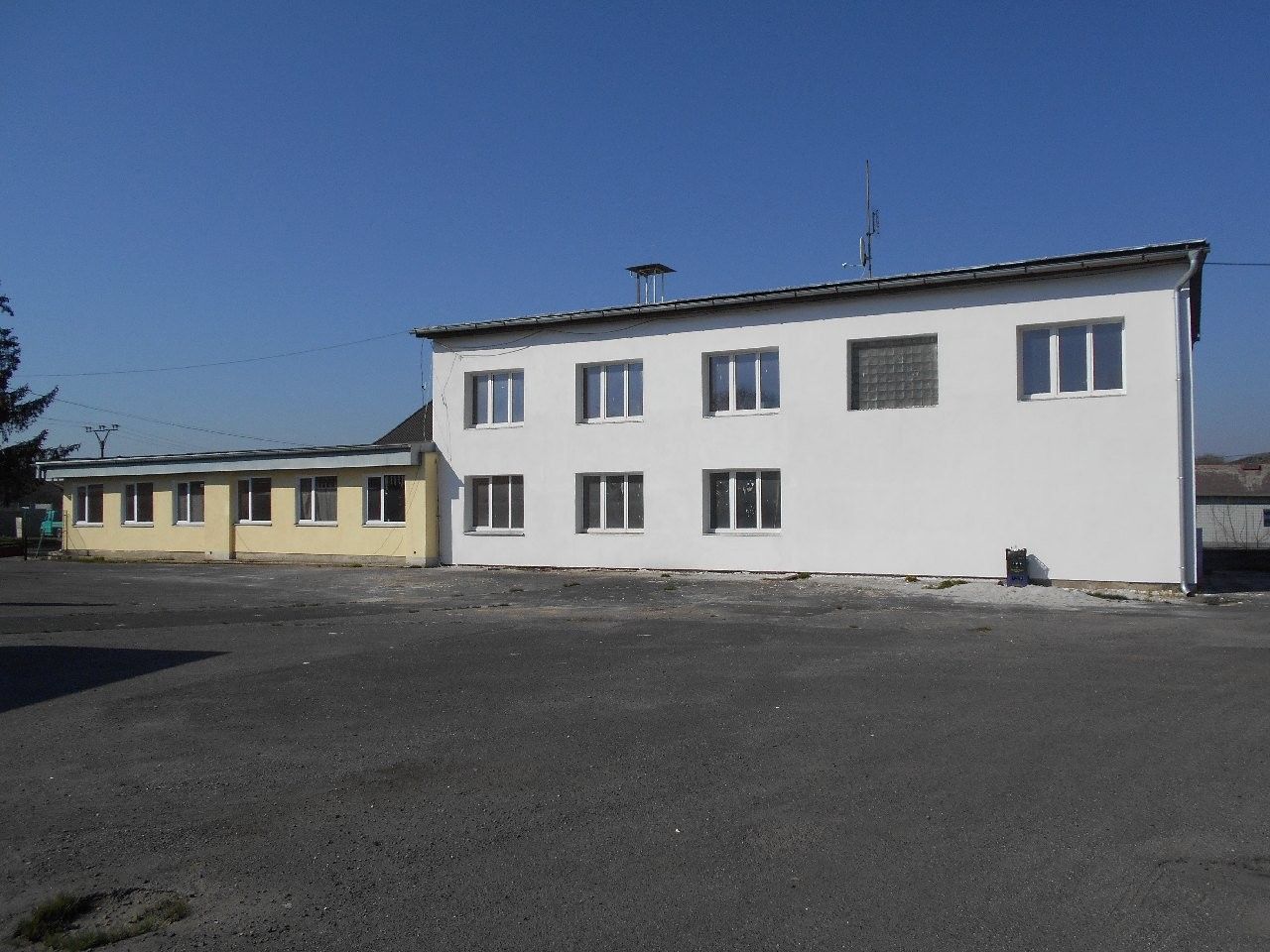Prodej komerční - Hradiště, Cheb, 2 m²