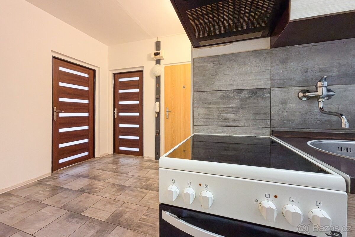 Byty, Chomutov, 430 04