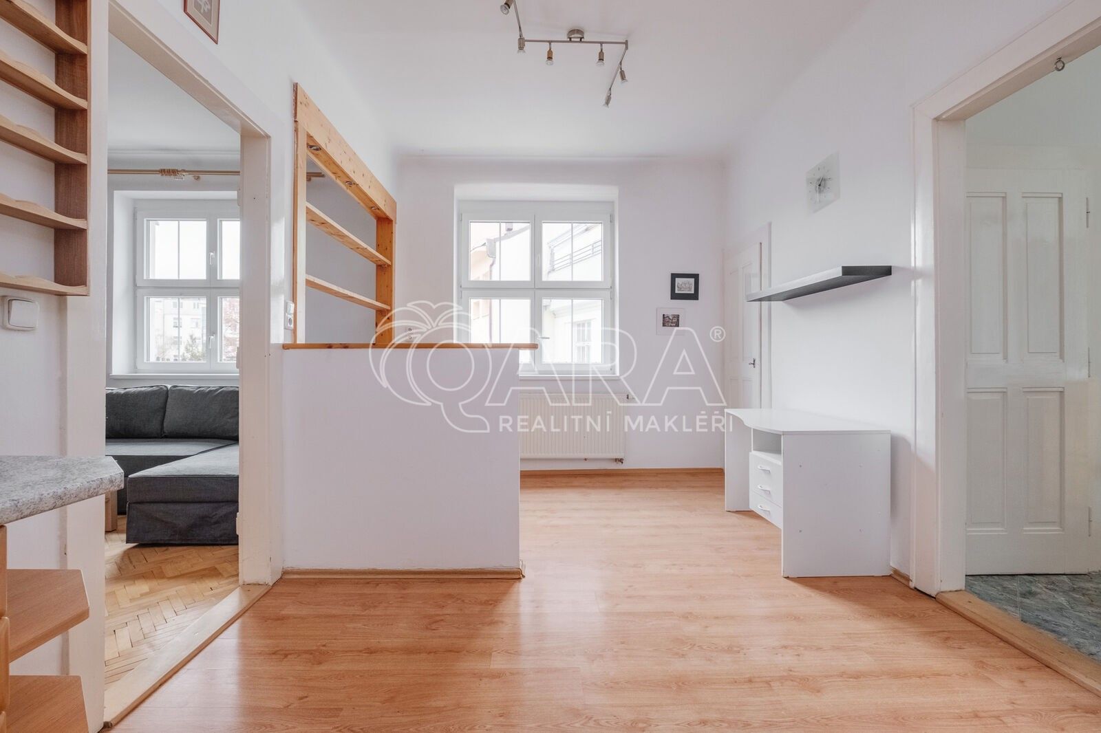 Prodej byt 1+1 - Zikova, Praha, 52 m²