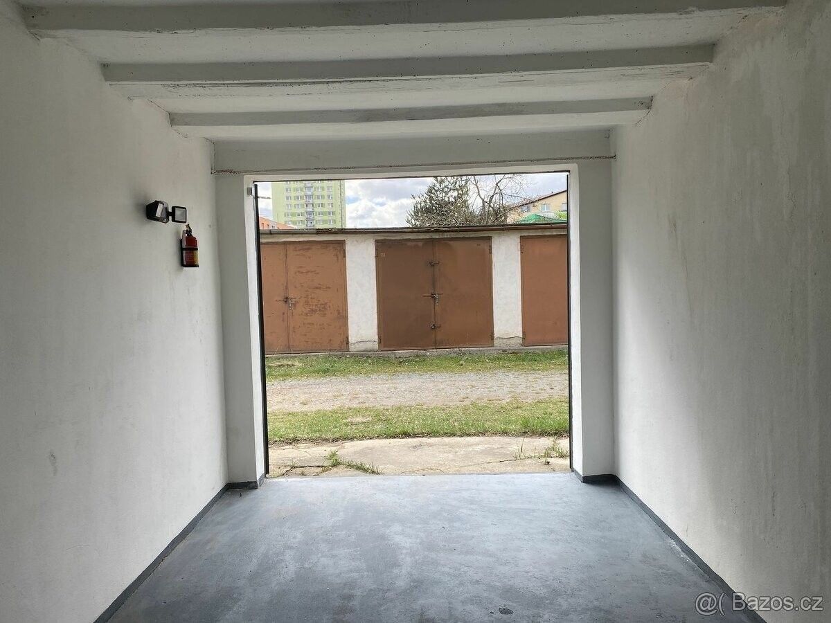 Garáže, Karviná, 734 01