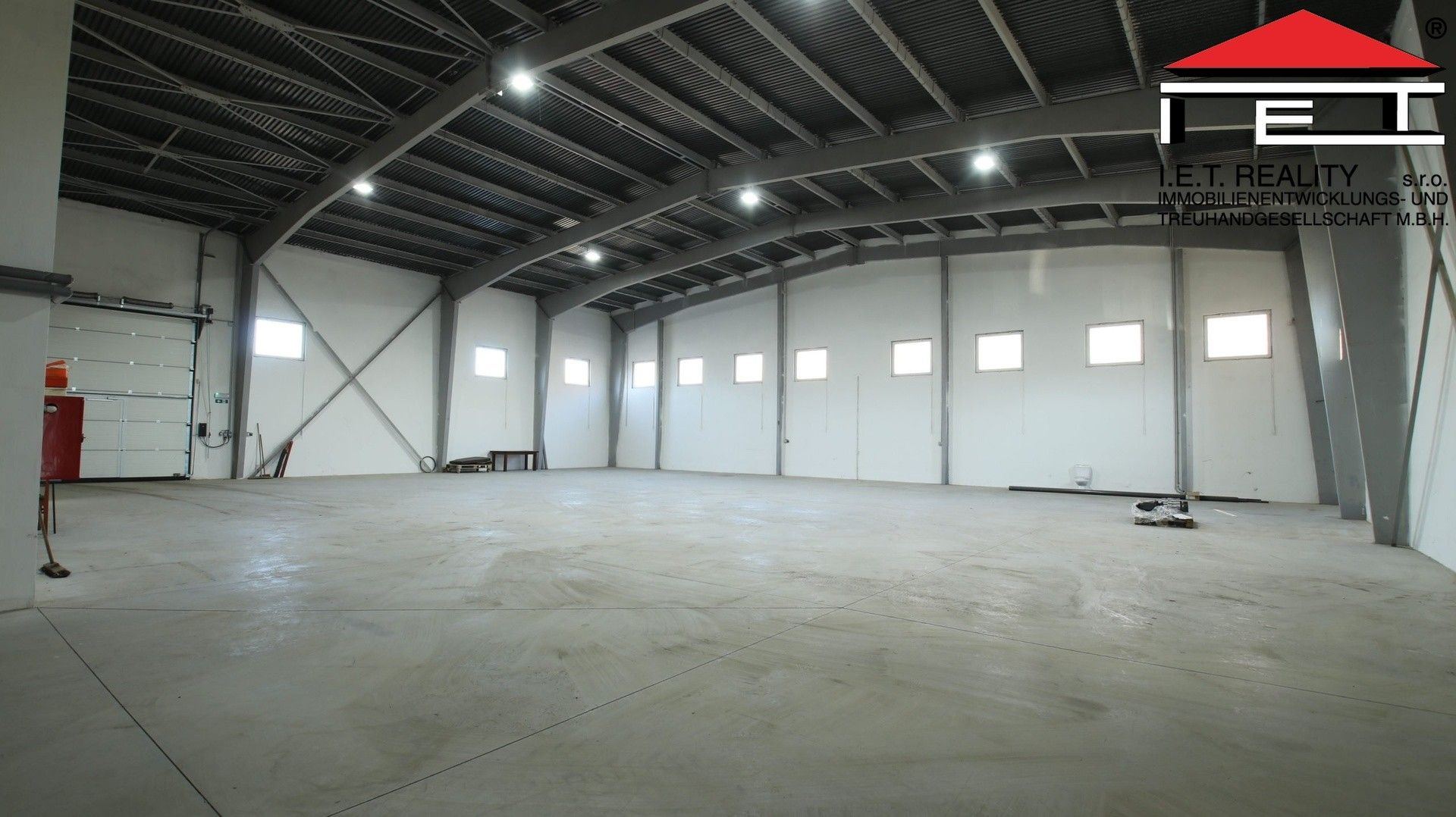 Sklady, Sedliště, 719 m²