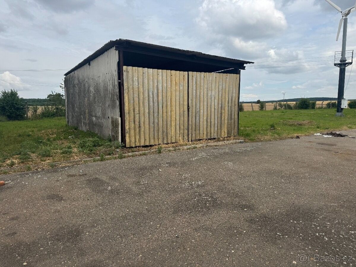 Garáže, Městec Králové, 289 03