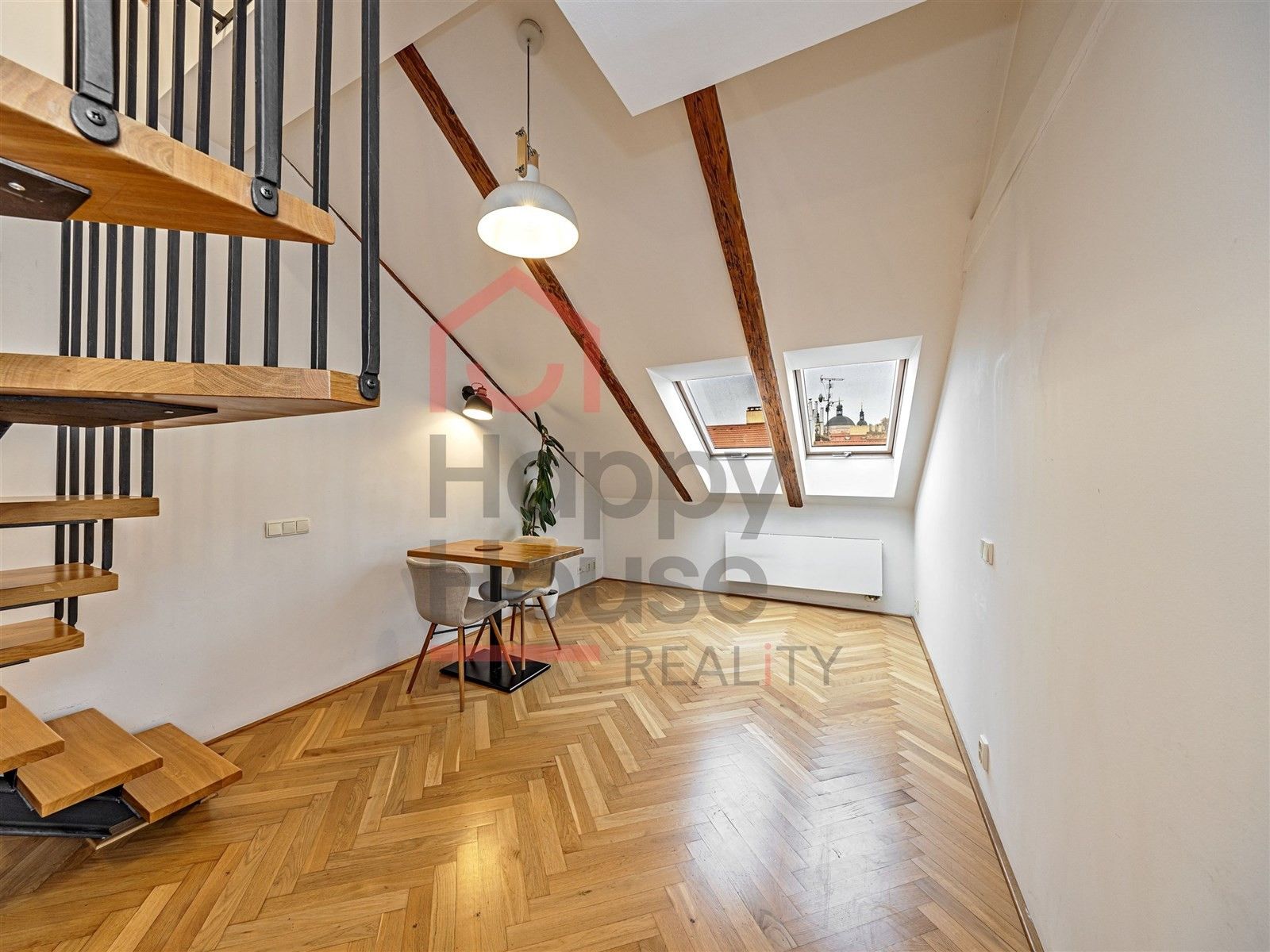 3+kk, Jaromírova, Praha, 63 m²